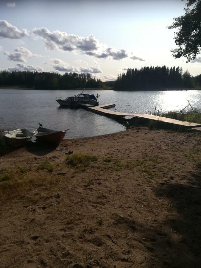 Leirintäalueet Pirttiniemen Lomakylae *